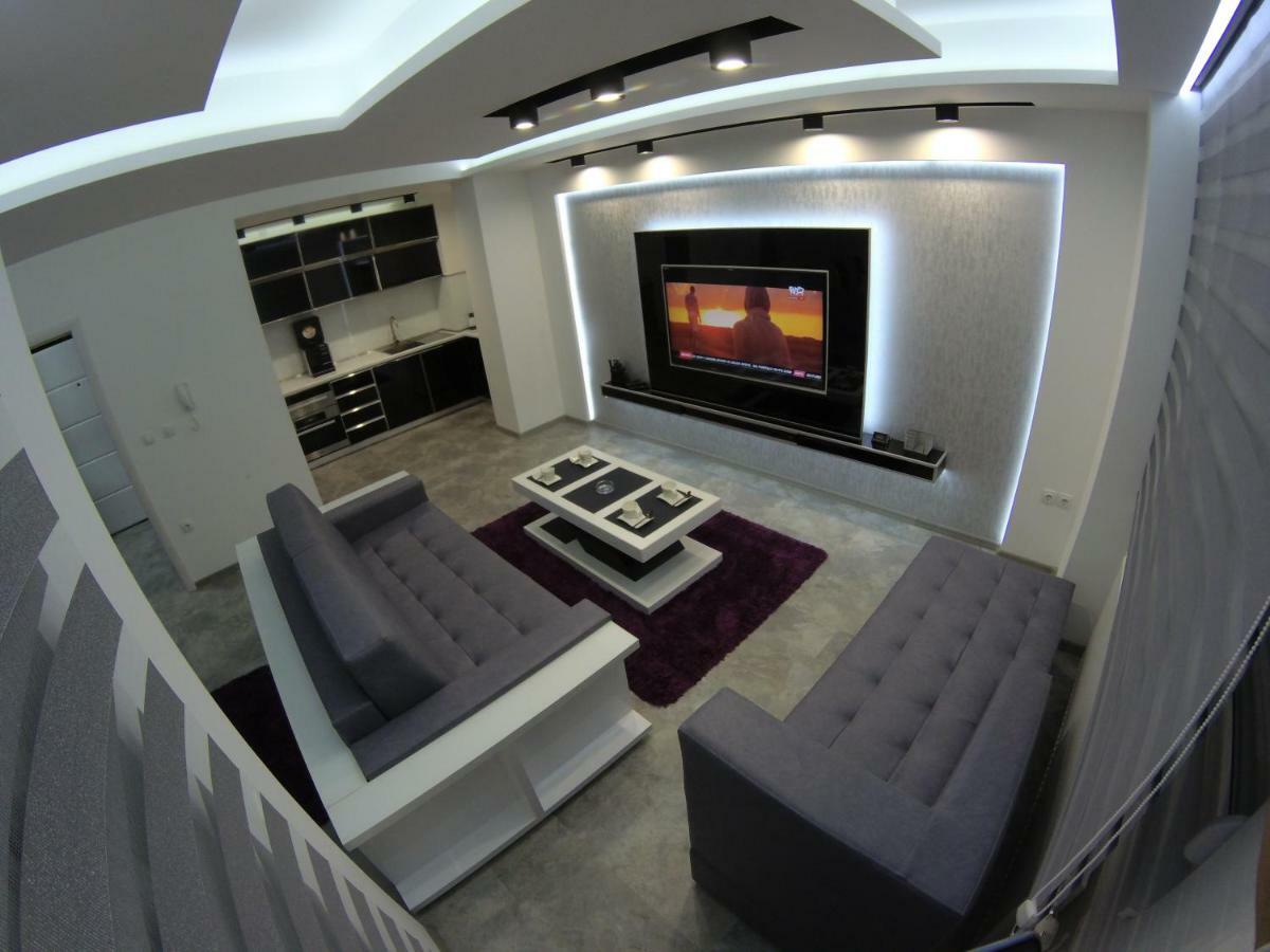 Grey Apartment Ni Exteriör bild